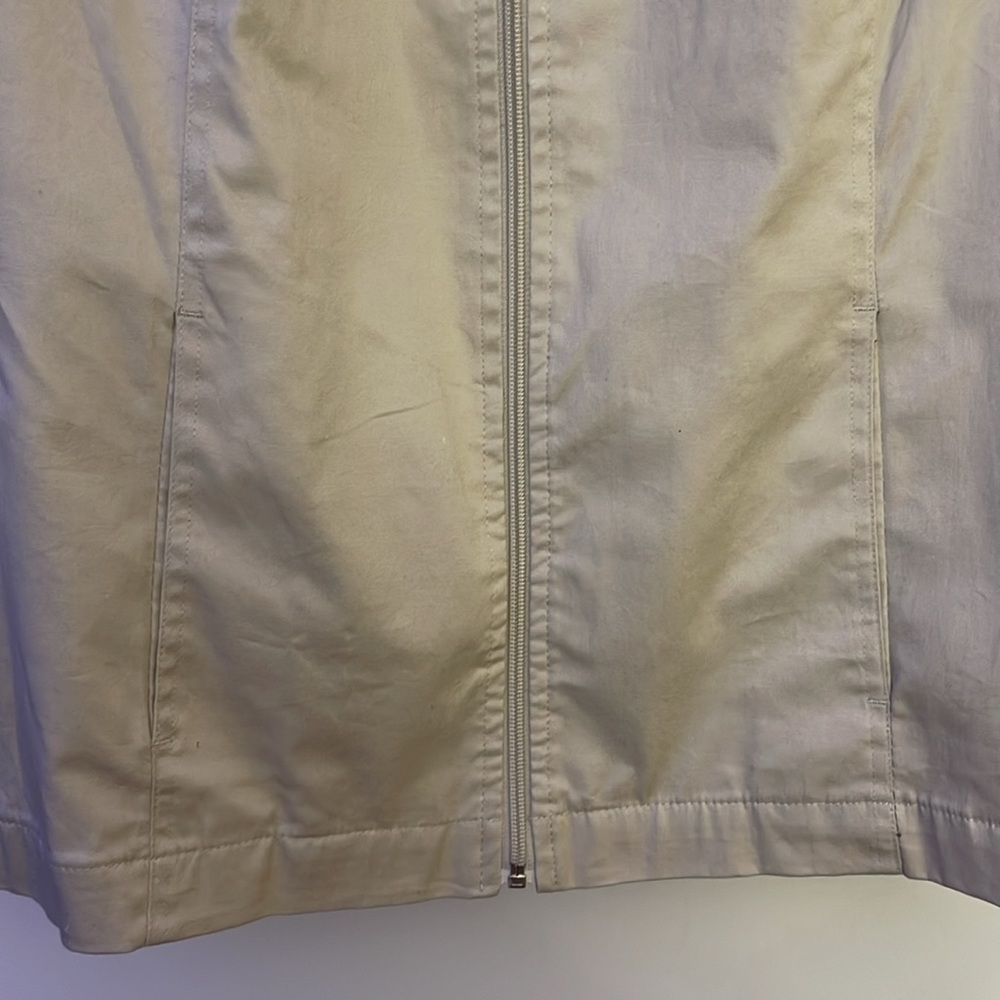Jacket - Picture 4 of 10